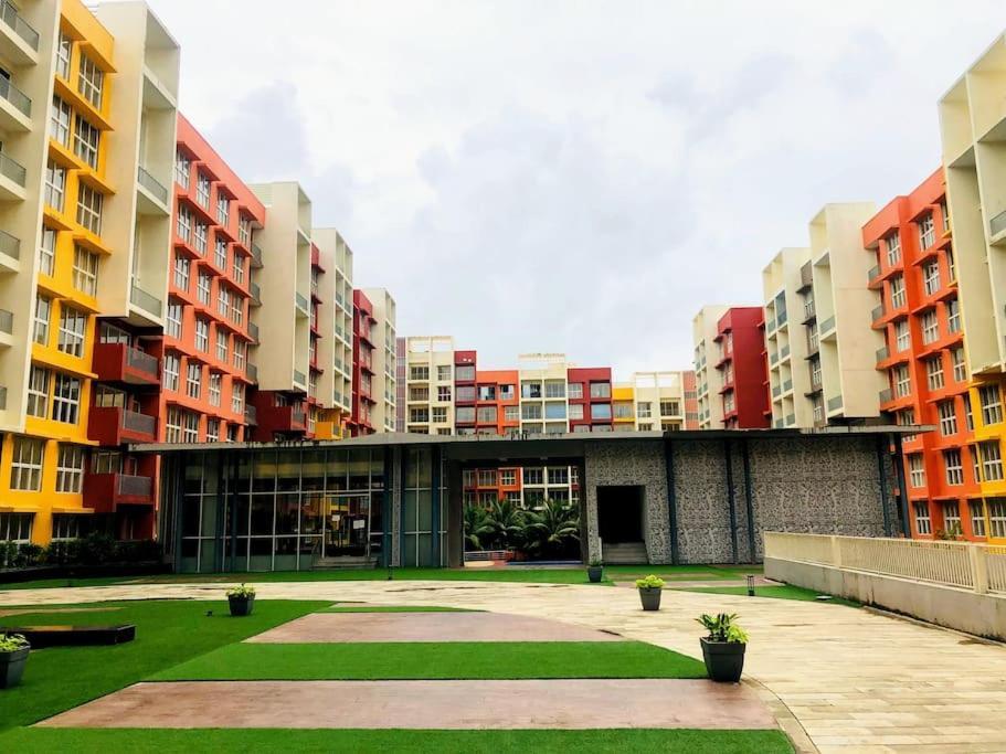 Lovely 2-Bedroom Sea View Serviced Apartment Dabolim Goa Экстерьер фото